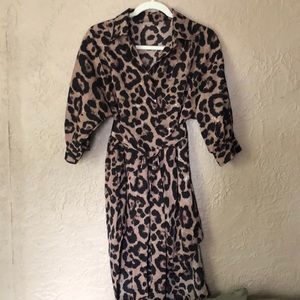 Hi-low leopard print tunic
